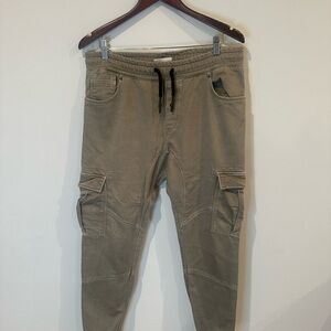 Men's Beige Cargo Jogger Pants L Elastic Waist Pockets Tapered Leg